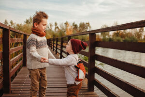 lifestylove foceni deti v podzimni prirode ve Smiricich